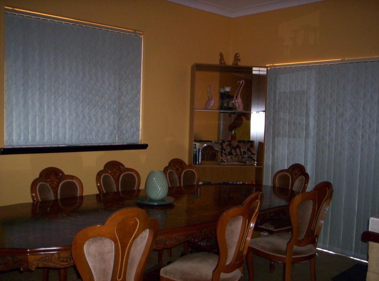 Shark Bay Views B & B 德纳姆 外观 照片